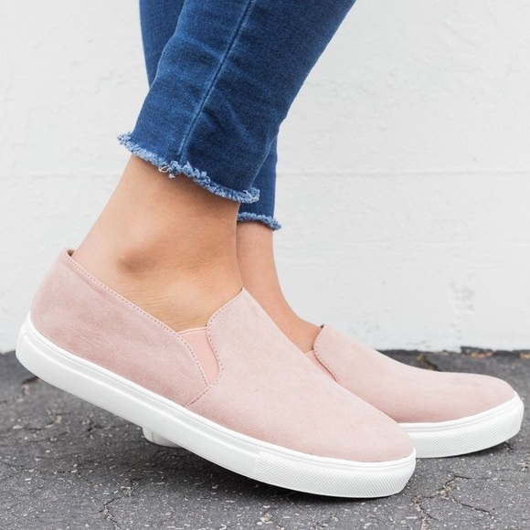 Steve Madden Shoes - Steve Madden 7.5 medium tan suede loafer sneaker